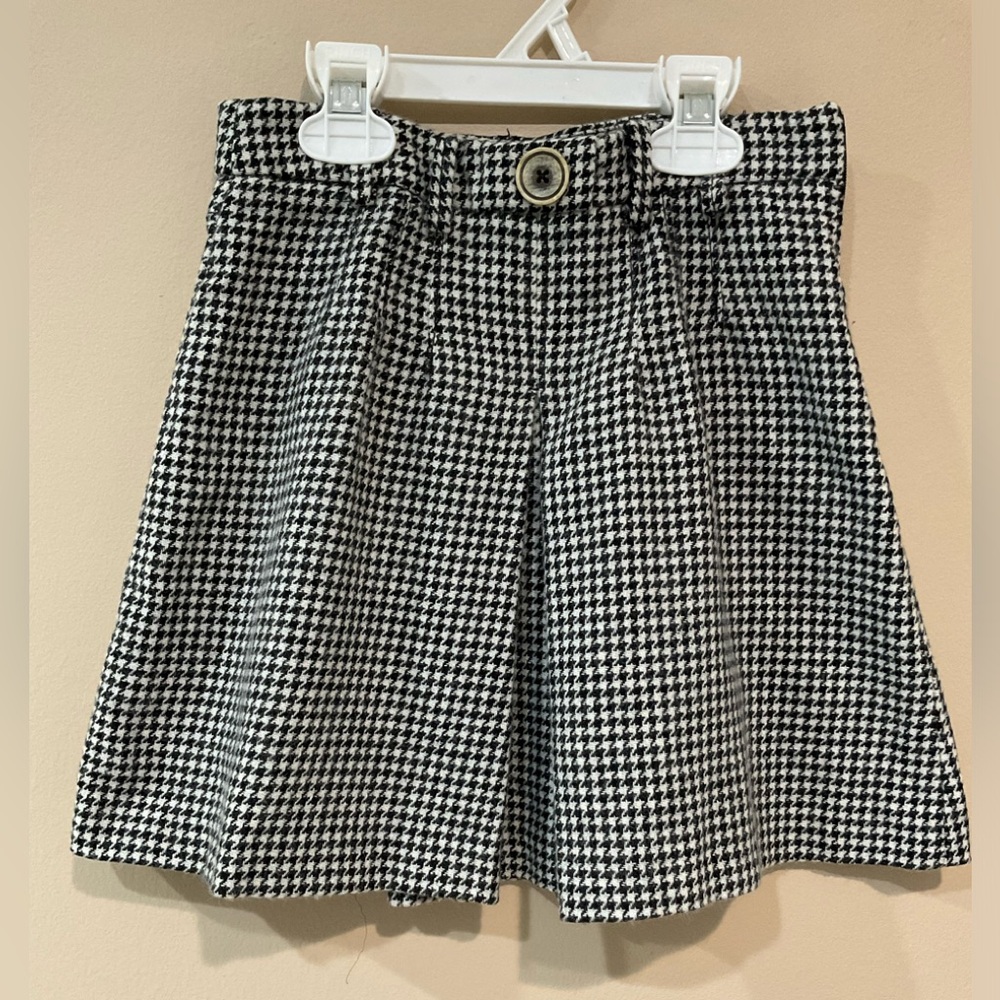 🍏🍏 ZARA Girl’s Black/White, Side Zipper, Closed Front/Back Slits Skirt, 7